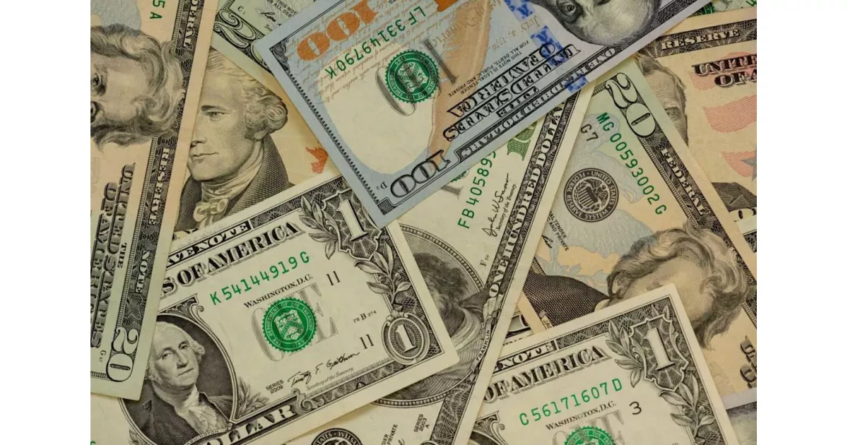 Dollar Index Hits One-Week Low Amid Hawkish ECB Comments and Fed Rate Cut Speculation