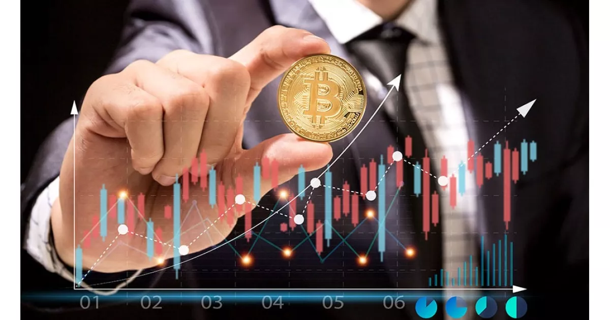 Bitcoin and cryptocurrencies rally as U.S. government shutdown nears, with Bitcoin rebounding above $114,000 and Ethereum near $4,180. Market volatility rises amid uncertainty.