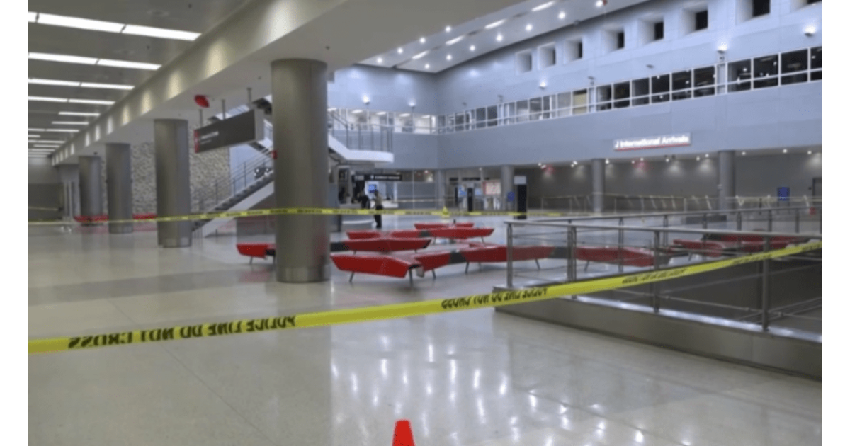 Man accused of stabbing teen 18 times at Miami airport denied bond 