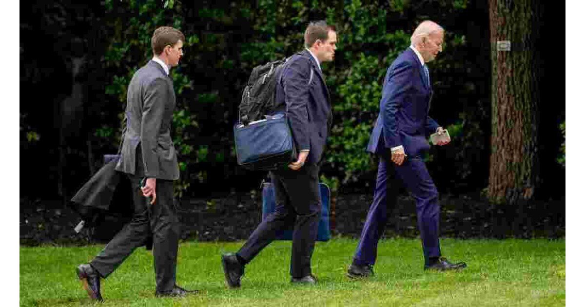 Tears and Secrecy: Behind the Scenes of Biden’s Decision to Withdraw 