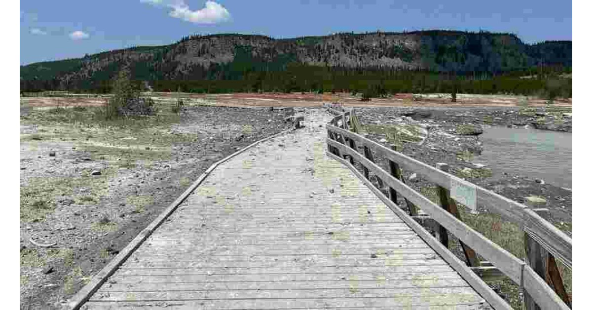 Surprise blast of rock, water and steam sends dozens running for safety in Yellowstone 