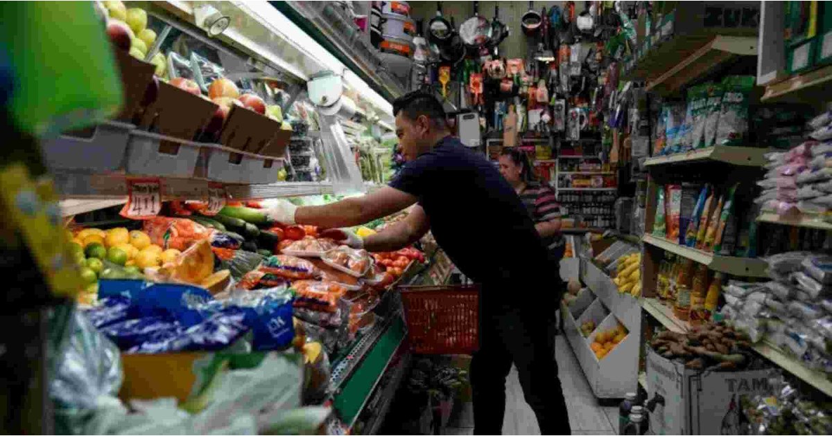 US consumer prices rise moderately, making a rate cut more likely