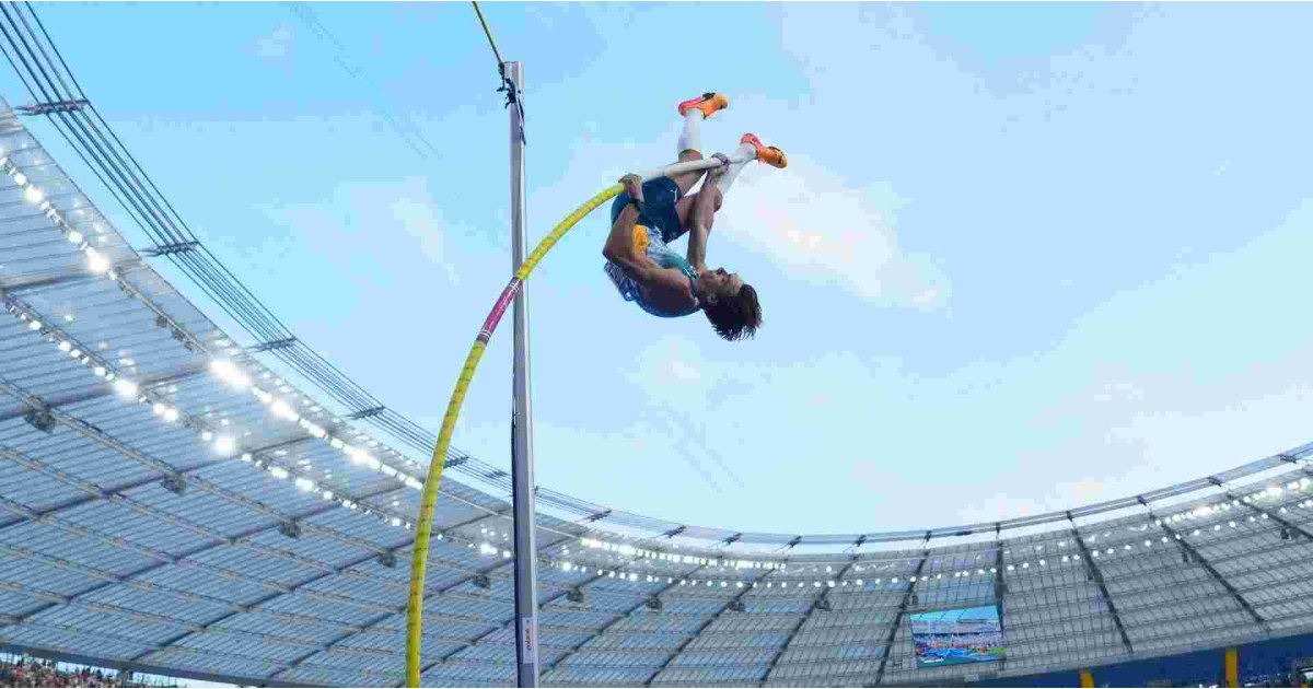 Duplantis breaks own pole vault world record at Silesia Diamond League