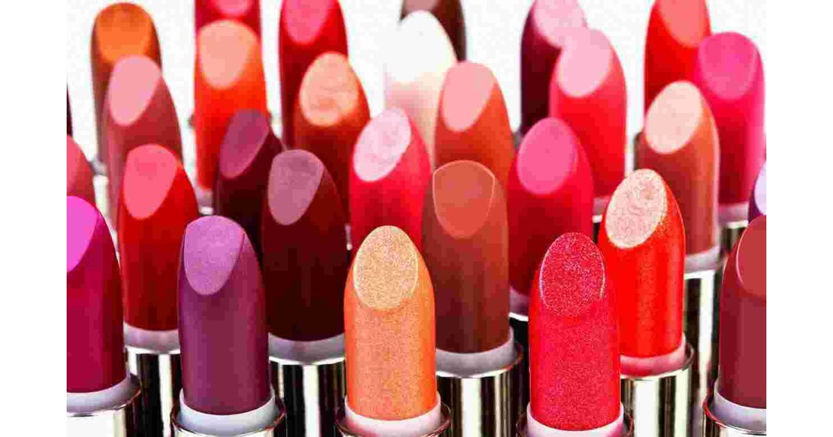 Lipstick Meaning and Definition
