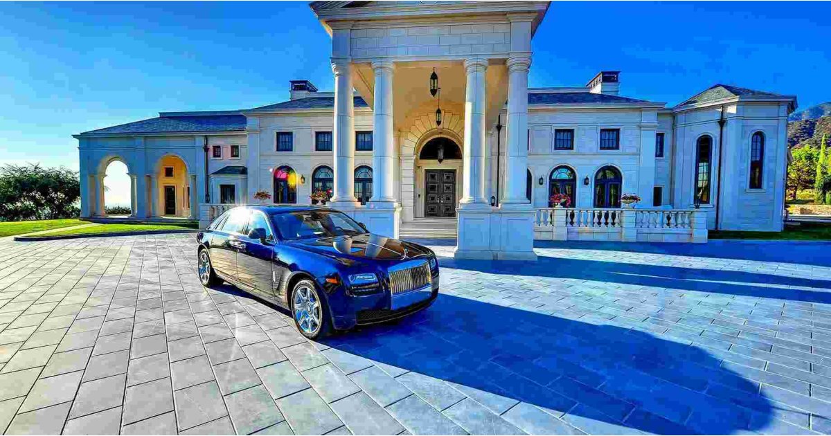 Luxury Meaning and Definition