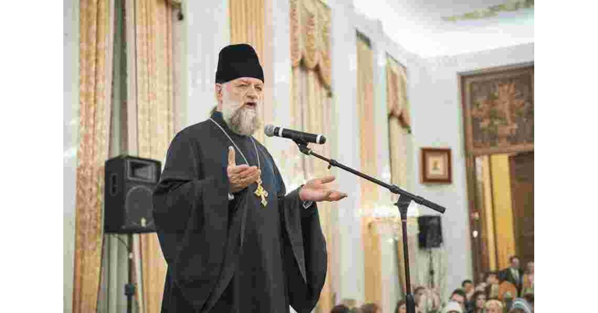 Preacher Meaning and Definition