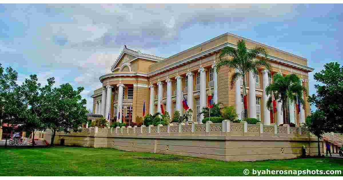 Provincial Meaning and Definition