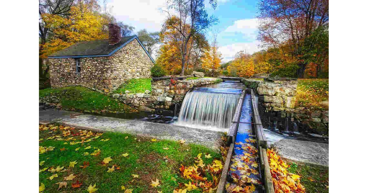 Scenic Meaning and Definition