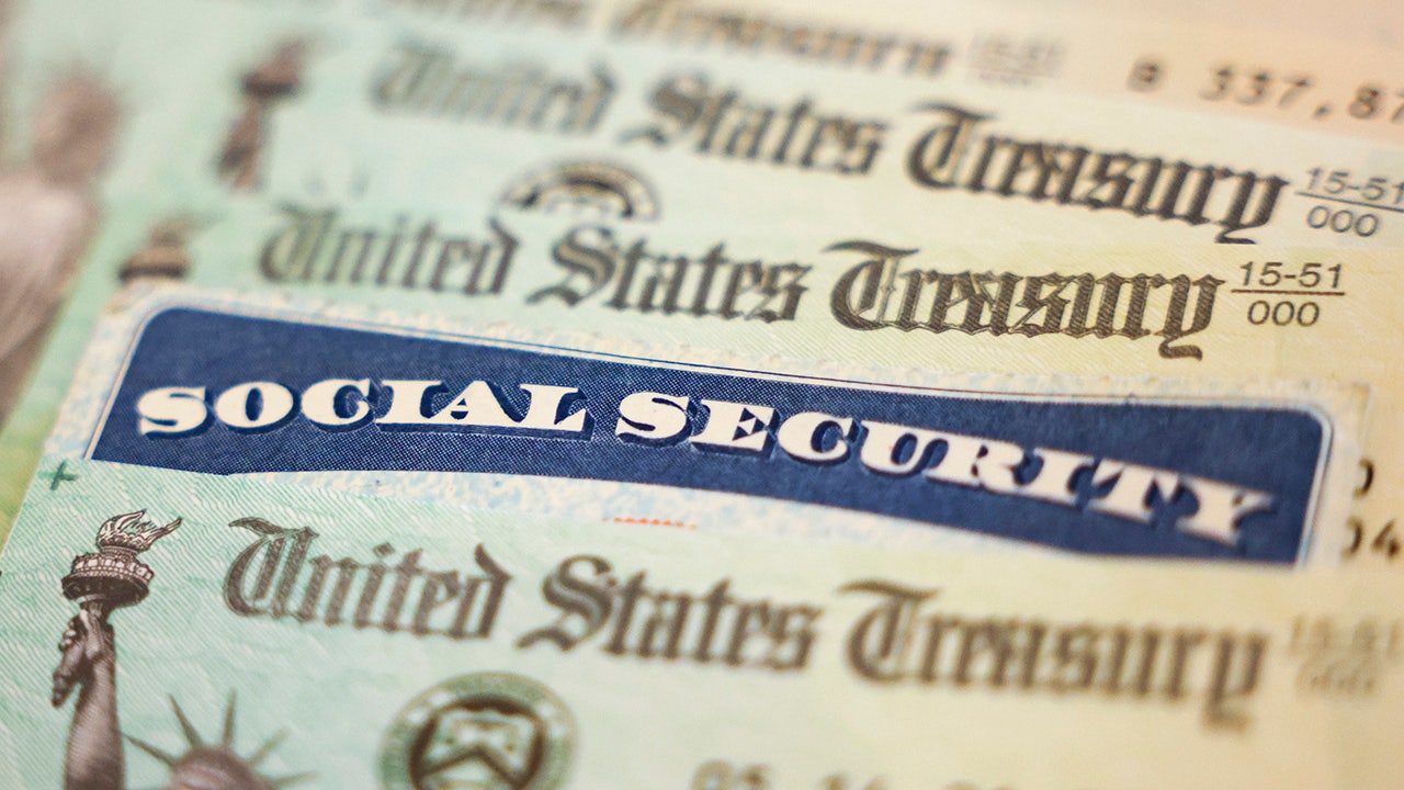 Social Security will end paper checks nationwide as Trump advocates for payment system reform.