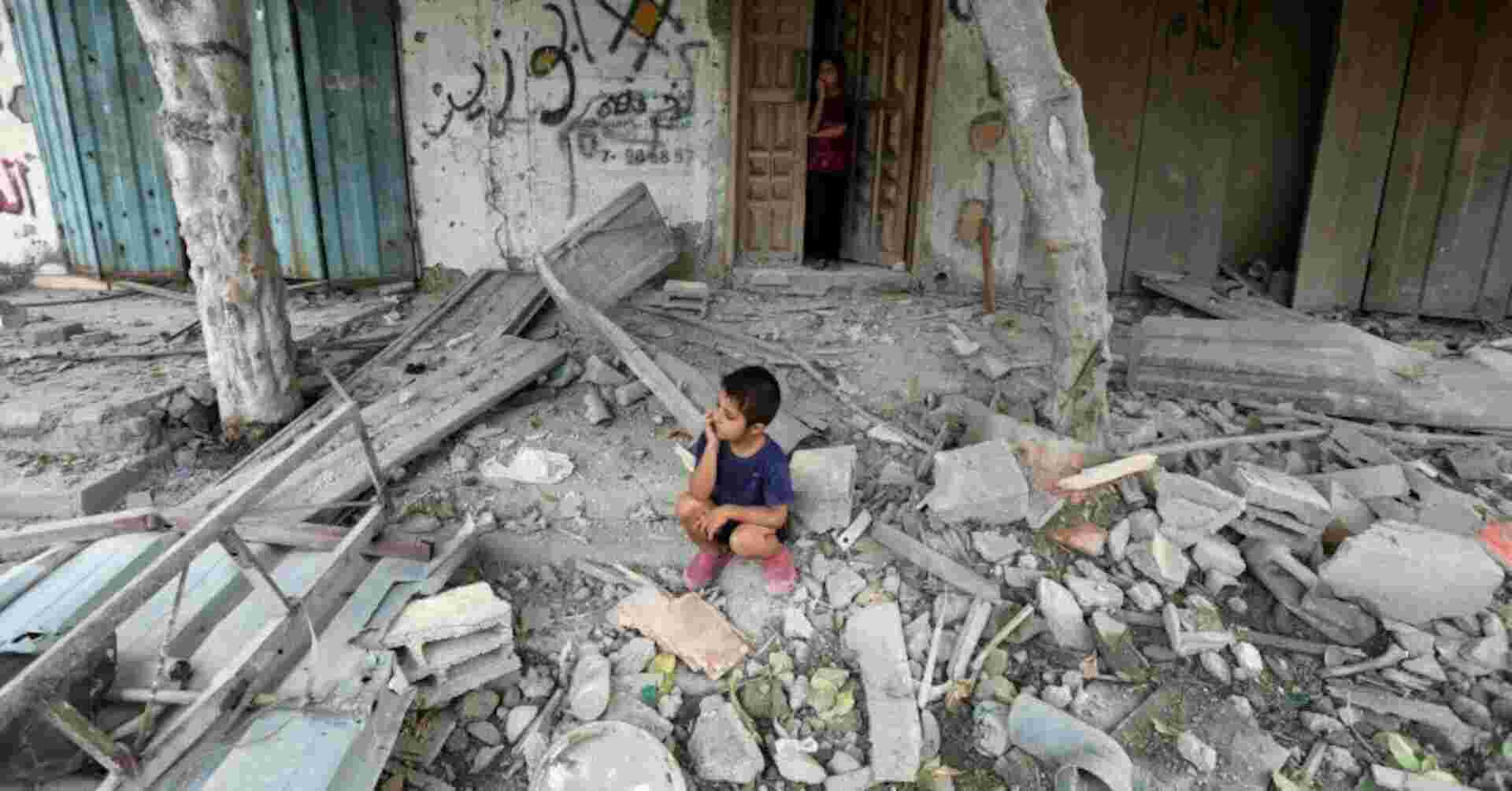 Hamas to stay out of Gaza truce talks but may meet mediators afterwards