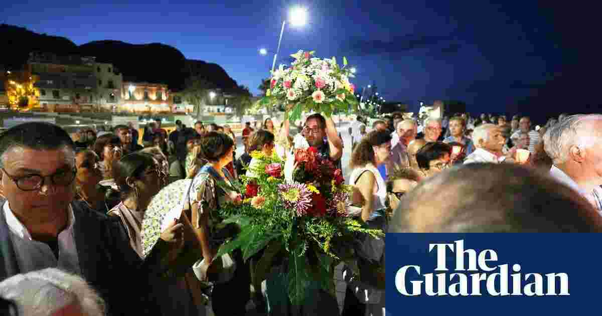 Captain of Mike Lynch’s yacht under investigation for manslaughter