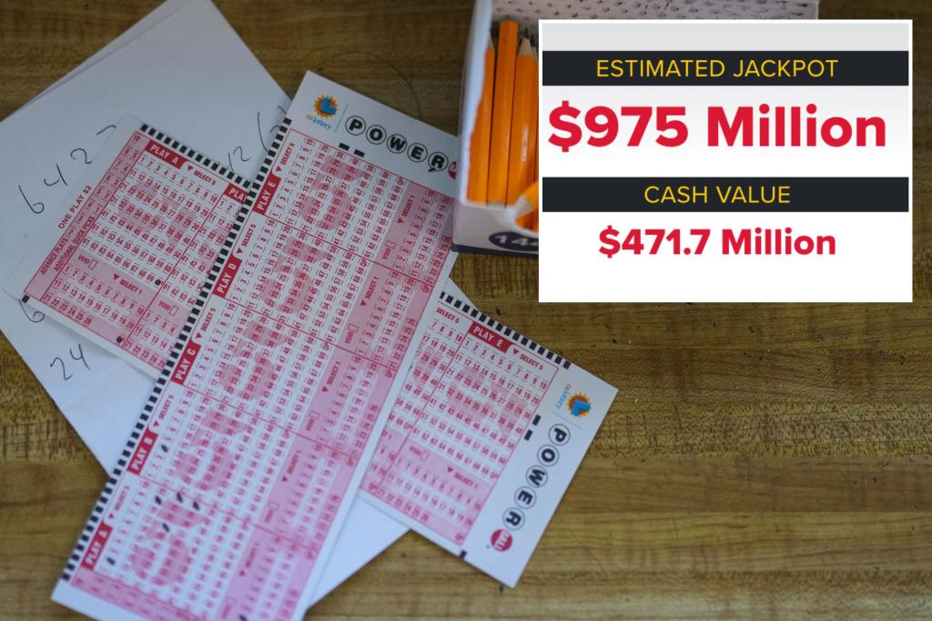Powerball jackpot grows to $975 million after no winner in March 30 drawing 