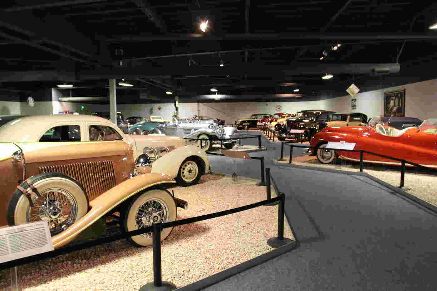 Automobile Meaning and Definition