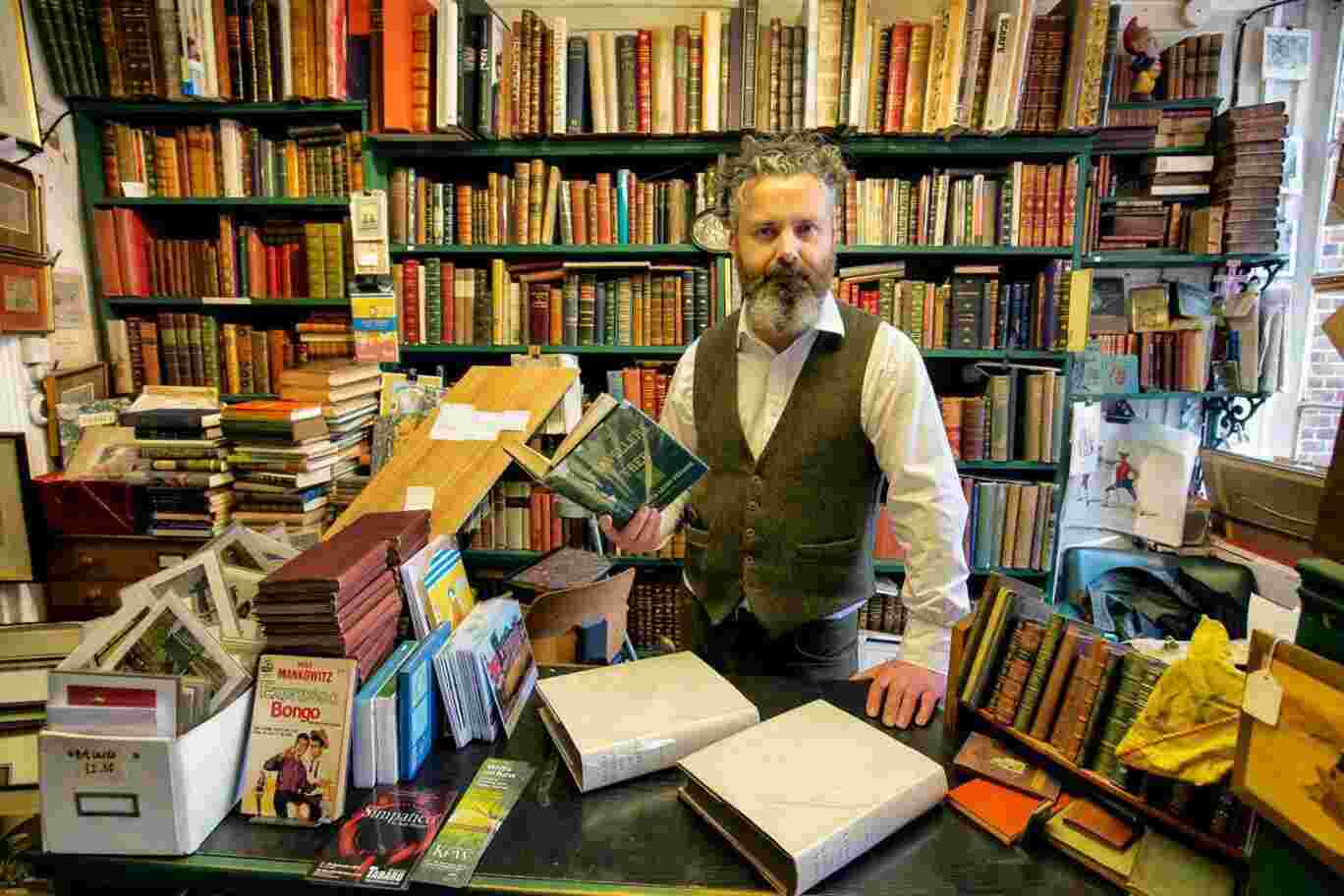 Booksellers Meaning and Definition