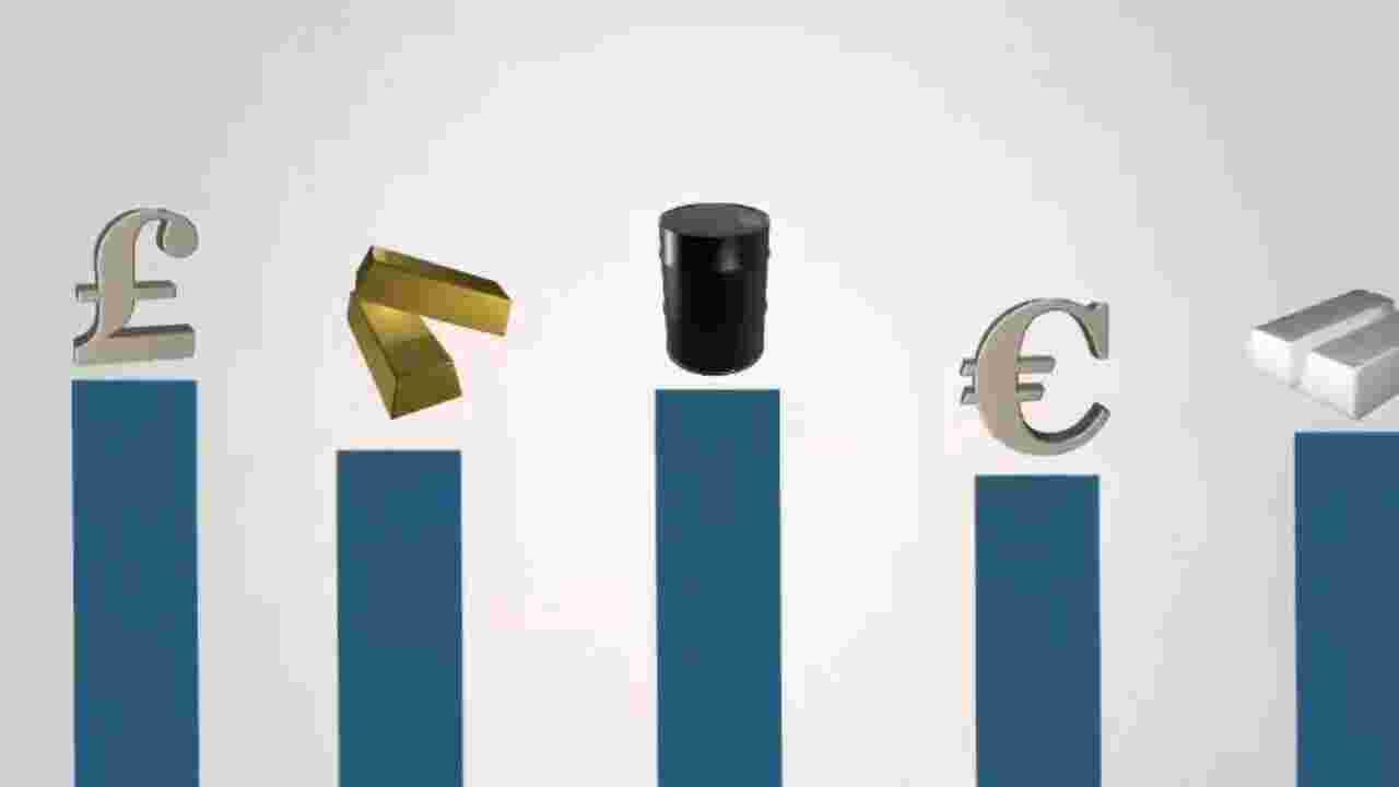 Distributing Meaning and Definition