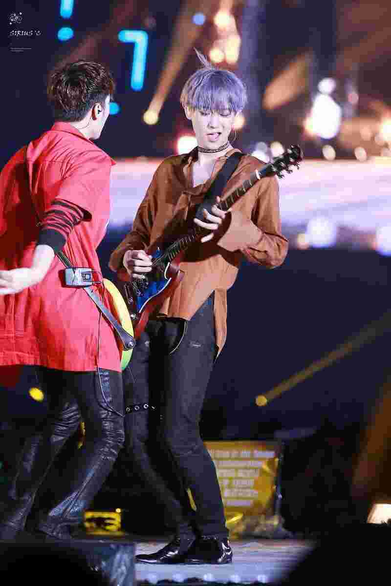 Knocking Meaning and Definition