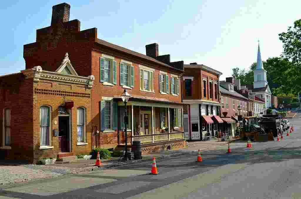 Obituaries Meaning and Definition