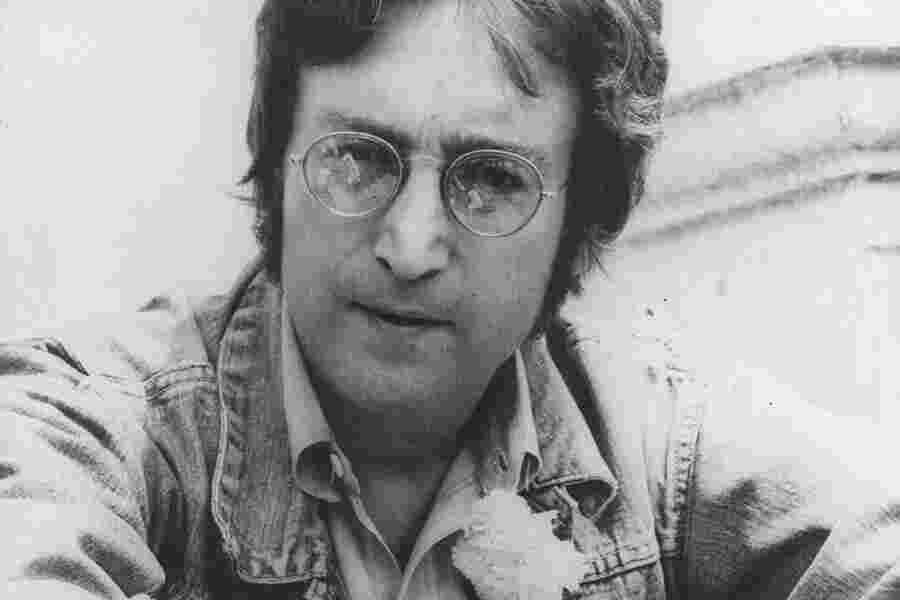 Renowned Meaning and Definition