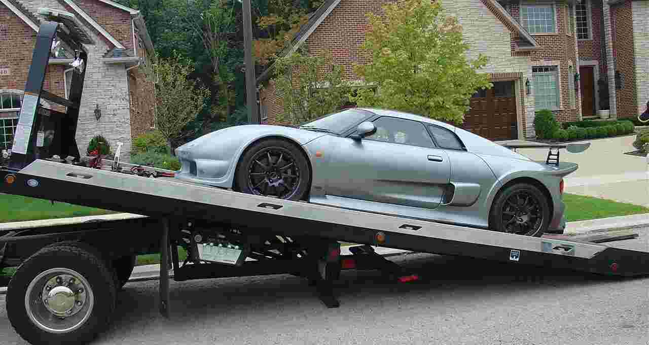 Towing Meaning and Definition