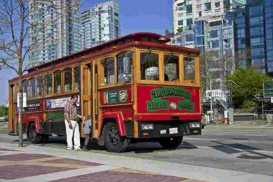 Trolley Meaning and Definition
