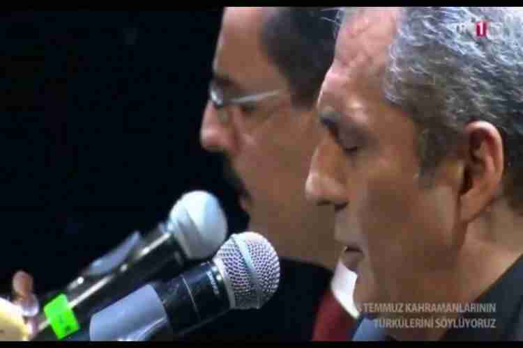 Presidential spokesperson İbrahim Kalın and Yavuz Bingöl took the stage together