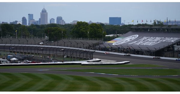 Photos: NASCAR Brickyard 400 back on oval at Indianapolis Motor Speedway 