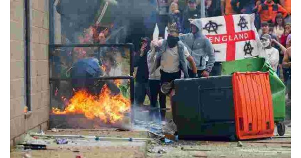 Rioters target hotel used to house asylum seekers amid worst UK disorder in years