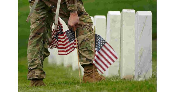 WATCH: Trump appears at Arlington cemetery event honoring 13 service members killed in Kabul bombing WATCH: Trump appears at Arlington cemetery event honoring 13 service members killed in Kabul bombing