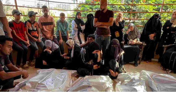 At least 10 Palestinians killed in major Israeli raids across West Bank At least 10 Palestinians killed in major Israeli raids across West Bank