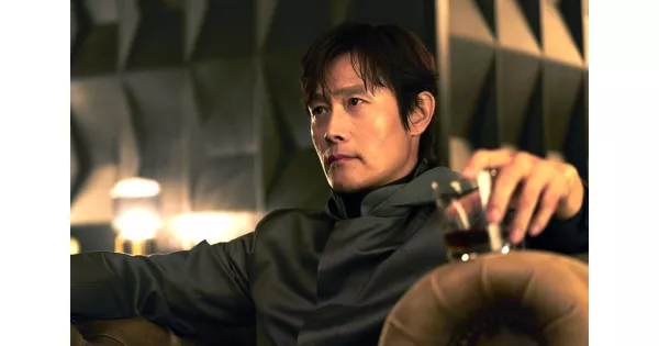 **Squid Game's series finale features a major celebrity cameo, hinting at future projects.** Cate Blanchett appears as a recruiter, suggesting a potential U.S. spin-off. **Squid Game's series finale features a major celebrity cameo, hinting at future projects.** Cate Blanchett appears as a recruiter, suggesting a potential U.S. spin-off.