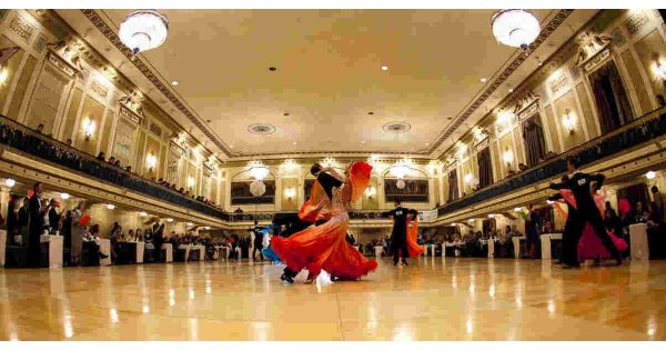 Ballroom Meaning and Definition