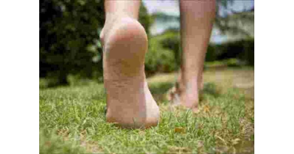 Barefoot Meaning and Definition