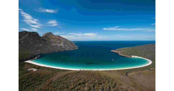 Bay Meaning and Definition Bay Meaning and Definition