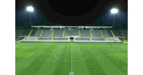 Stadium Meaning and Definition Stadium Meaning and Definition