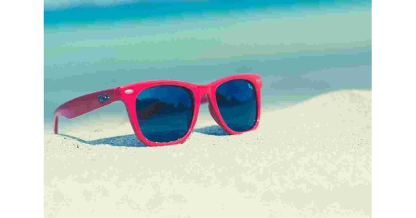 Sunglasses Meaning and Definition Sunglasses Meaning and Definition