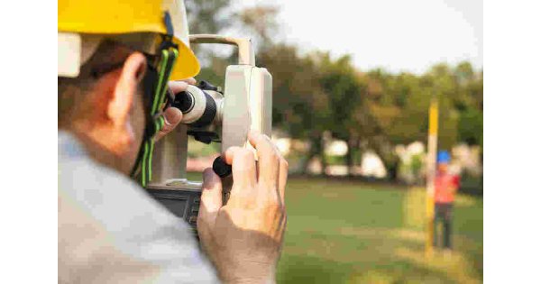 Surveyor Meaning and Definition