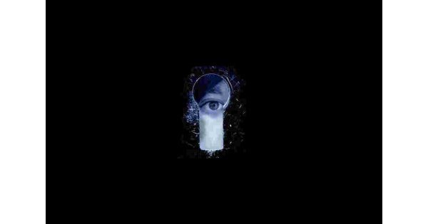 Voyeur Meaning and Definition Voyeur Meaning and Definition