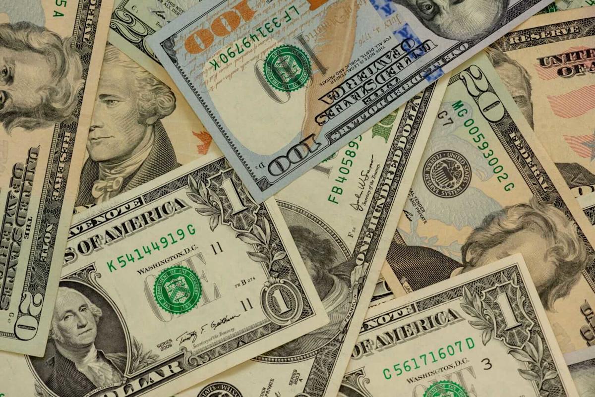 Dollar Index Hits One-Week Low Amid Hawkish ECB Comments and Fed Rate Cut Speculation