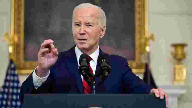 Biden signs foreign aid bill providing crucial military assistance to Ukraine 