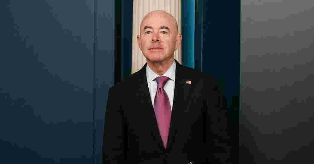Homeland Security Secretary Announces Panel on Trump Assassination Attempt 