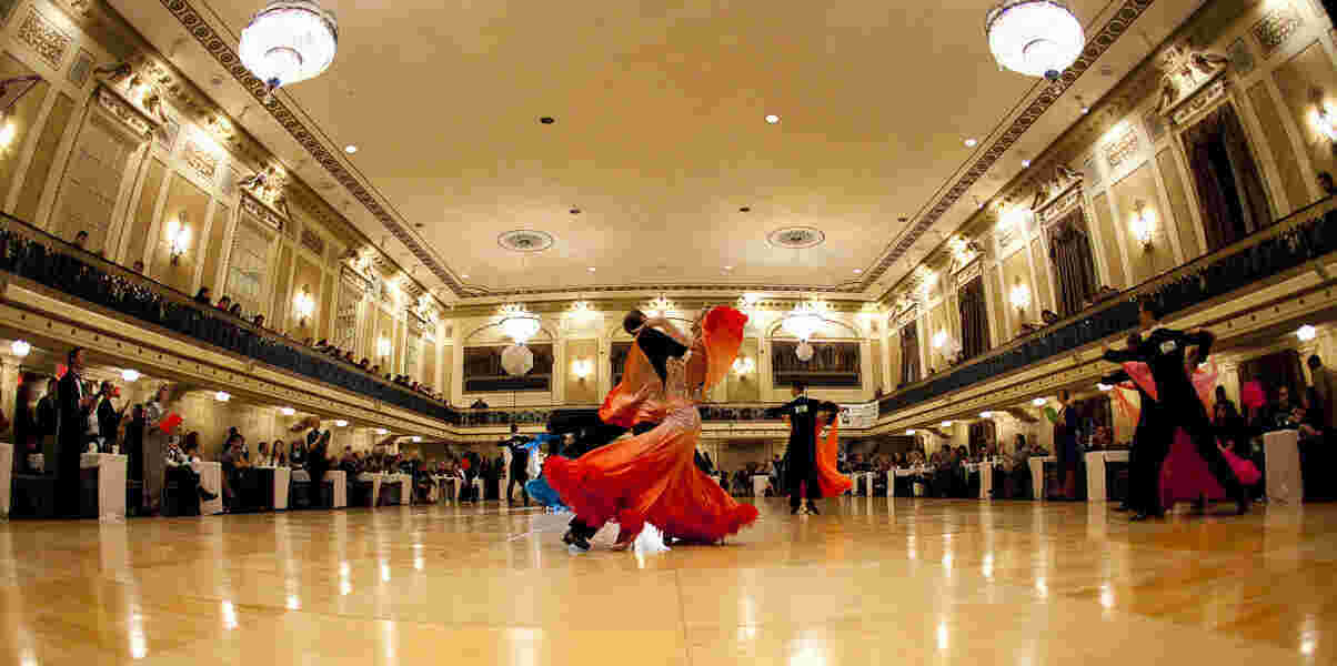 Ballroom Meaning and Definition