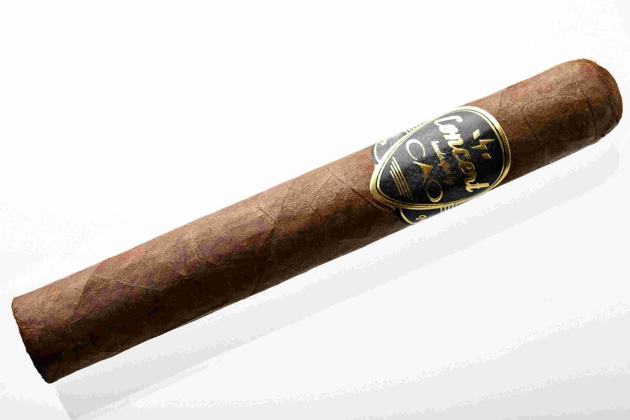 Cigar Meaning and Definition