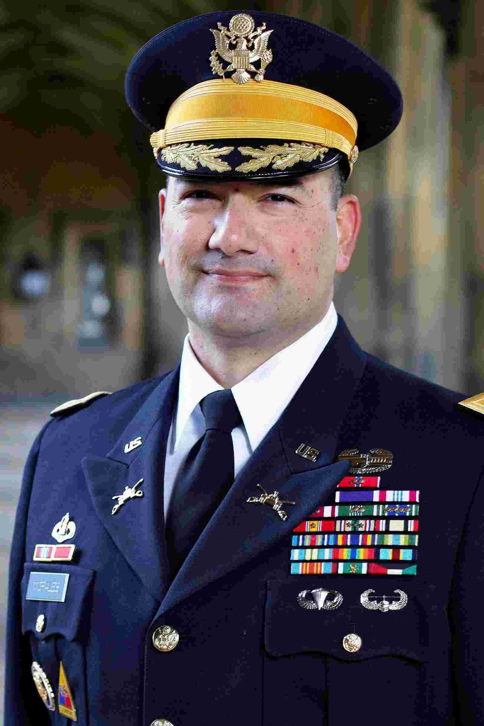 Colonel Meaning and Definition