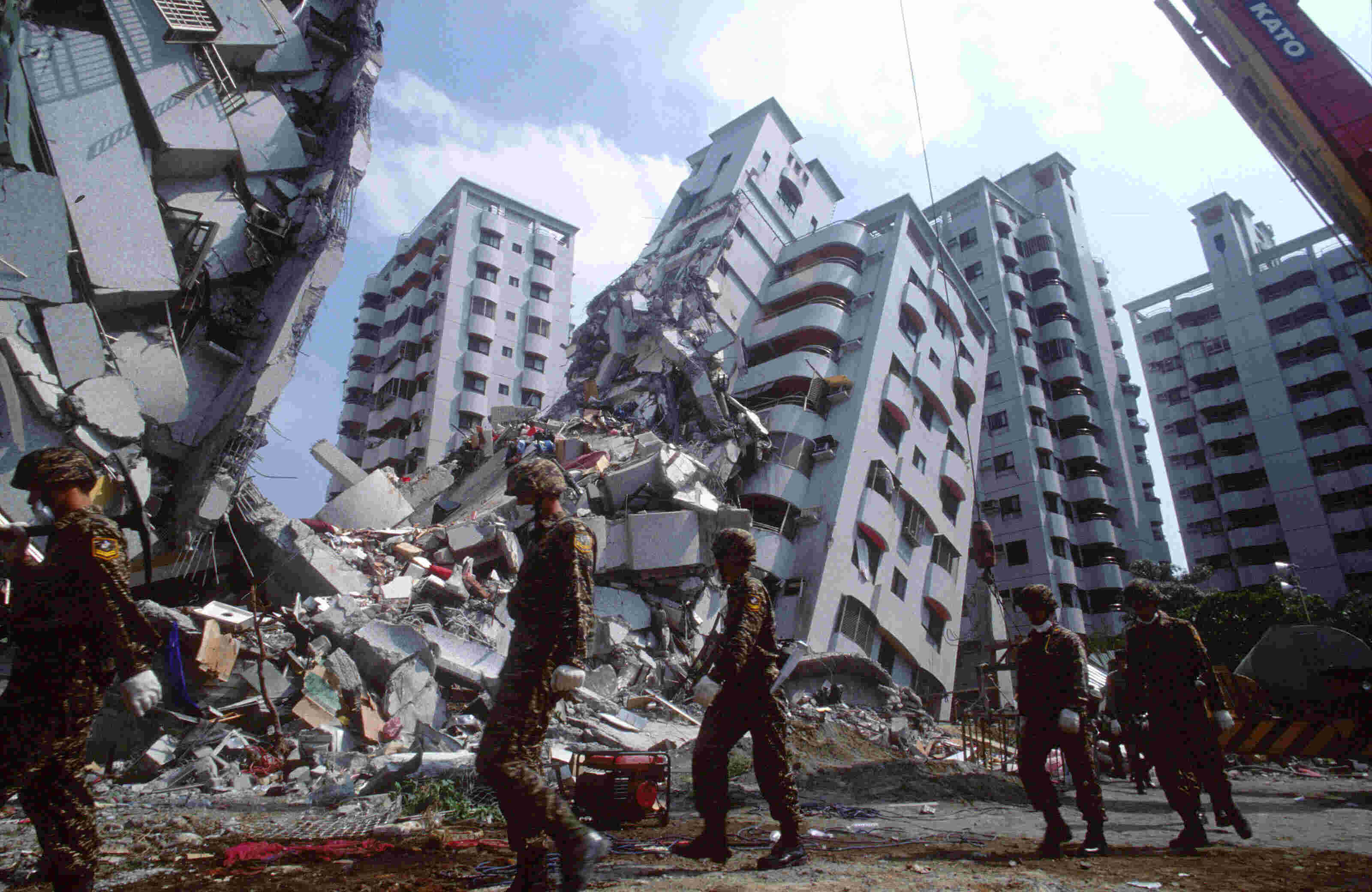 Earthquake Meaning and Definition