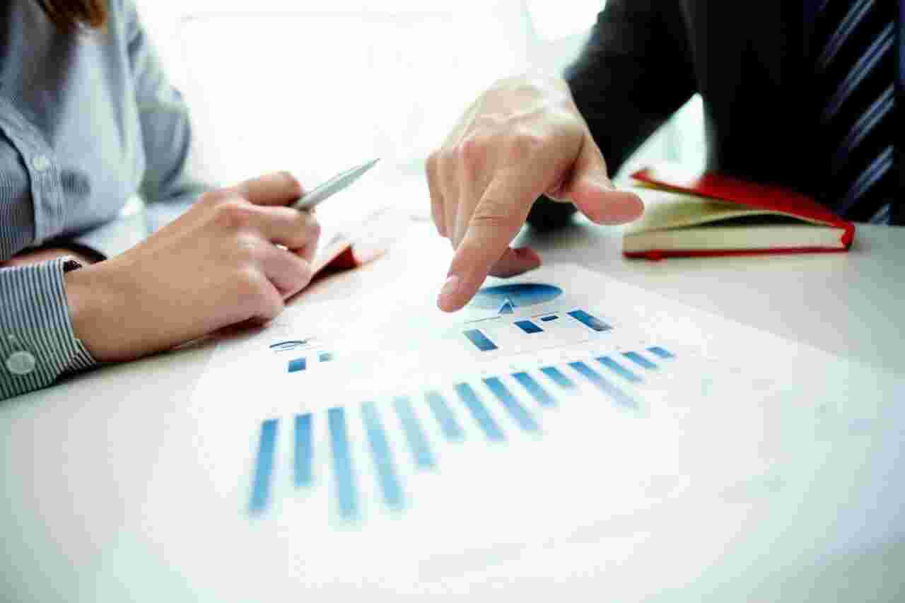 Managing Meaning and Definition