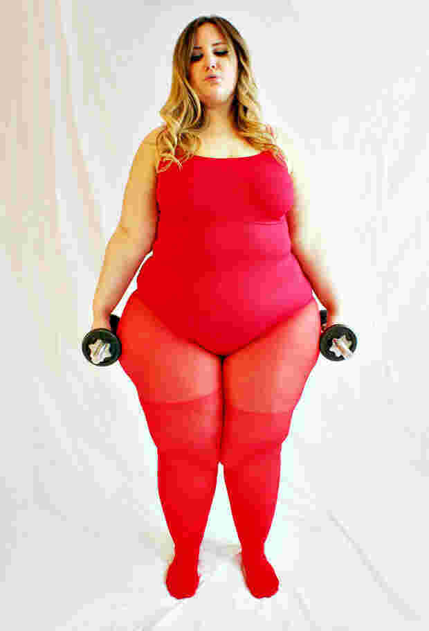 Plump Meaning and Definition