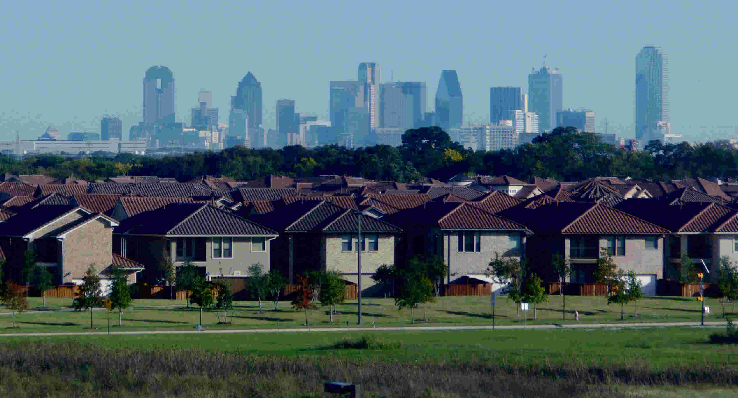 Suburb Meaning and Definition