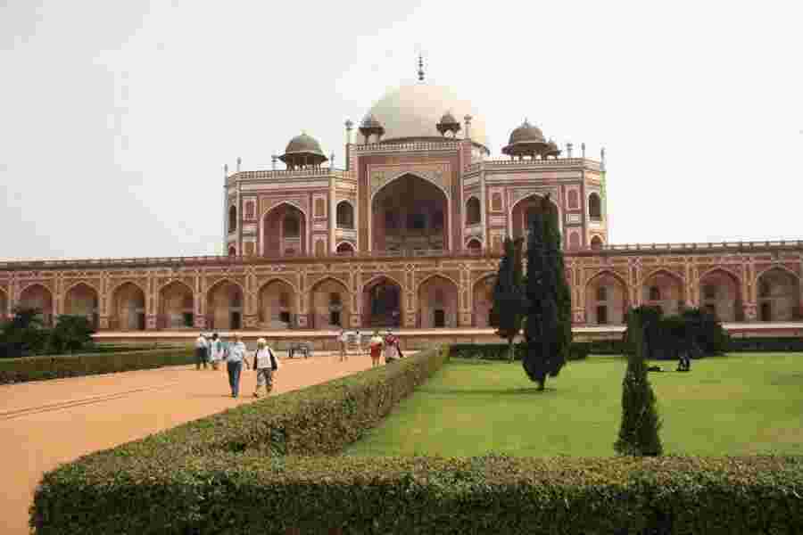 Tomb Meaning and Definition