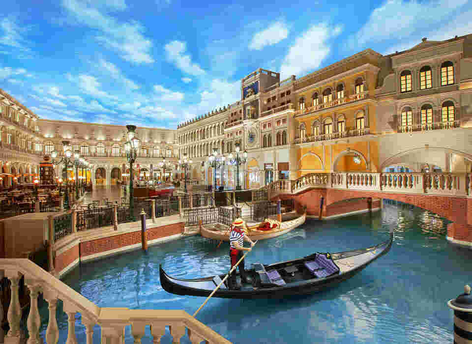Venetian Meaning and Definition