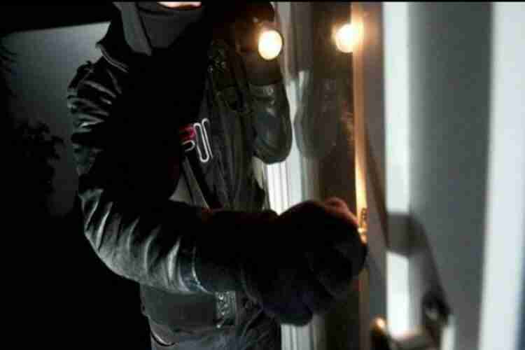 He got out of prison and robbed the same person again